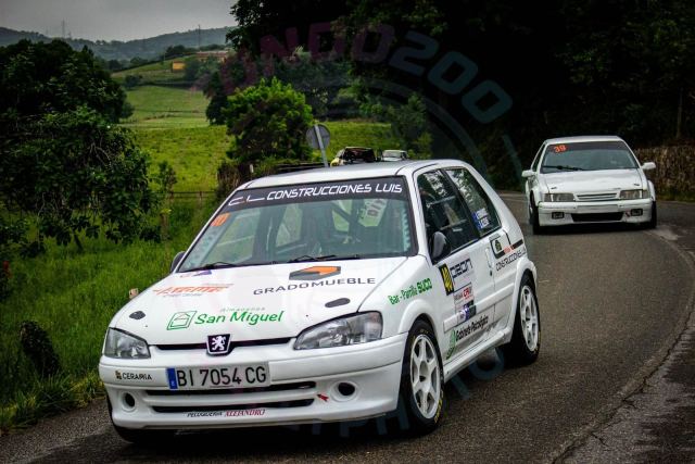 Dorsal 40, foto 2 de 4